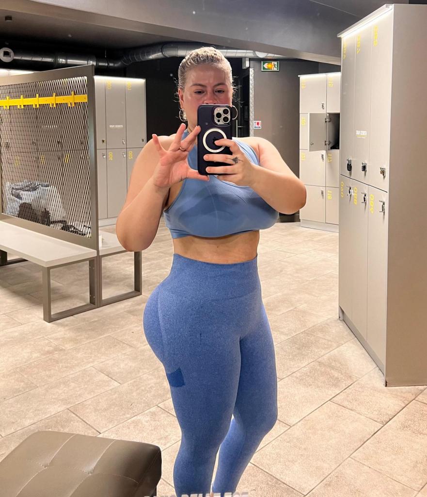 632992394: Chica busca chico en Cantabria