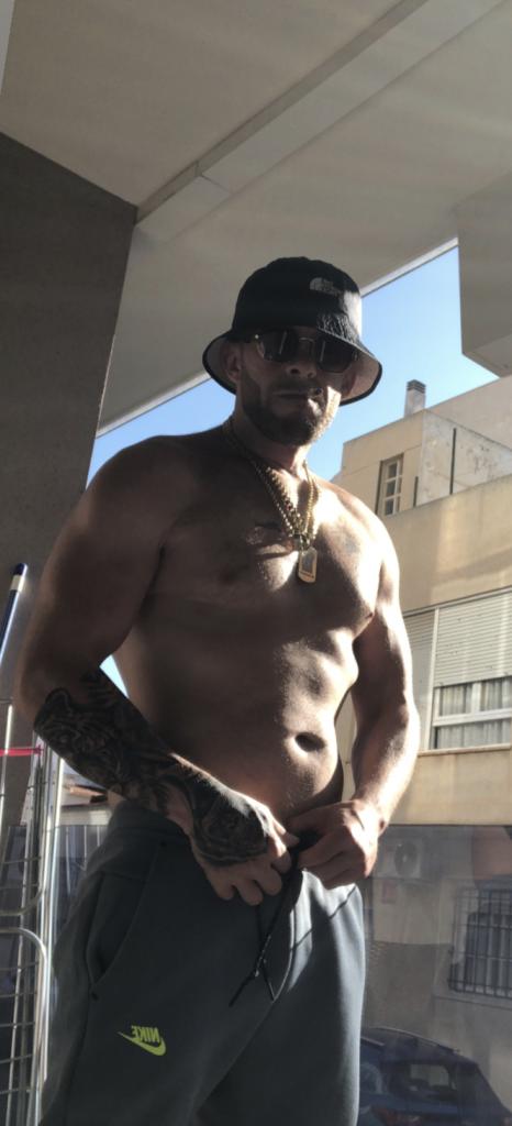 Chico busca chica en Alicante: 