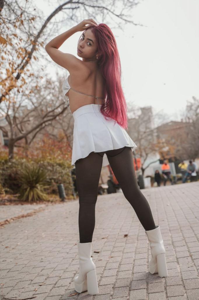 Chica busca chico en Madrid: 