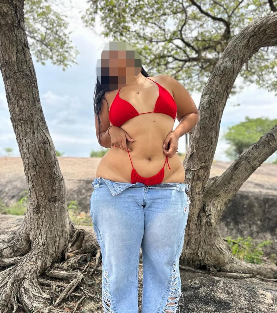 Chica busca chico en Cádiz: 