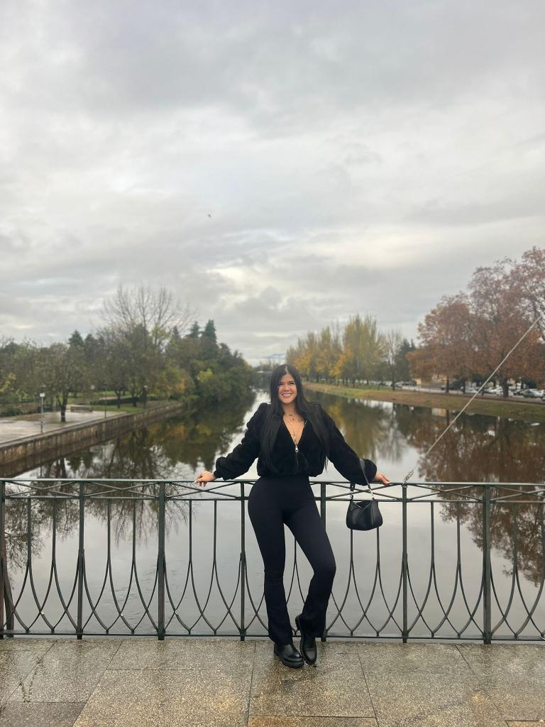 Chica busca chico en Barcelona: 