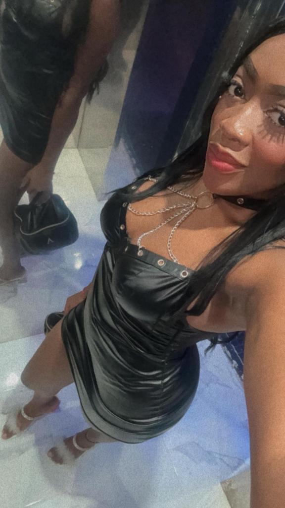 Chica busca chico en Sevilla: 