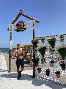 610594430: Chico busca chica en Málaga