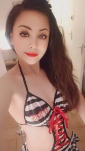 672902798: Chica busca chico en Barcelona