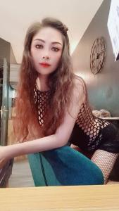 672902798: Chica busca chico en Barcelona