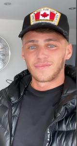 626963893: Chico busca chica en Madrid