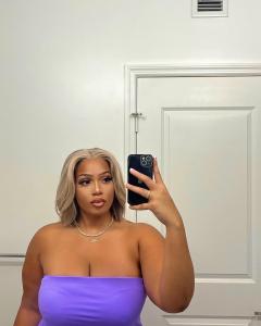 613248498: Chica busca chico en Pontevedra