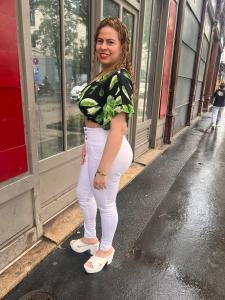 613867952: Chica busca chico en Cantabria