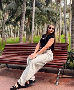 663169440: Chica busca chico en Valencia