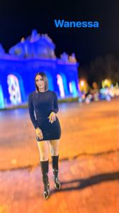 672595038: Chica busca chico en Madrid