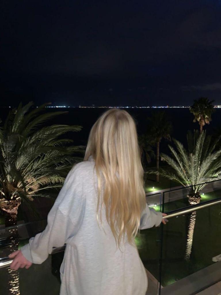 Chica busca chico en Cádiz: 