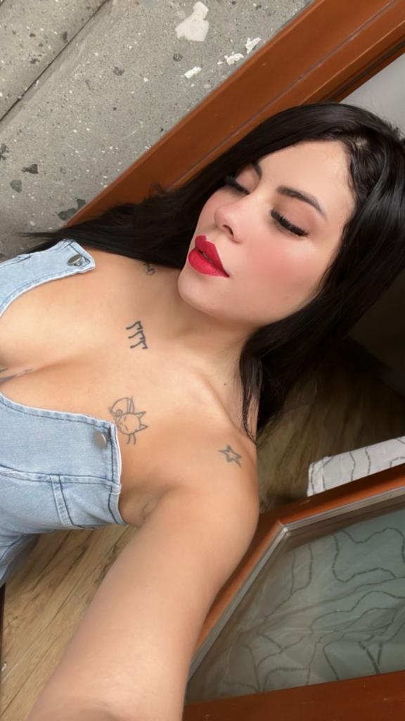 Chica busca chico en Almería: 