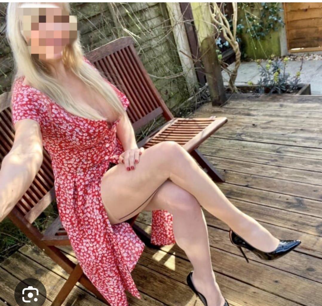 Chica busca chico en Cantabria: 