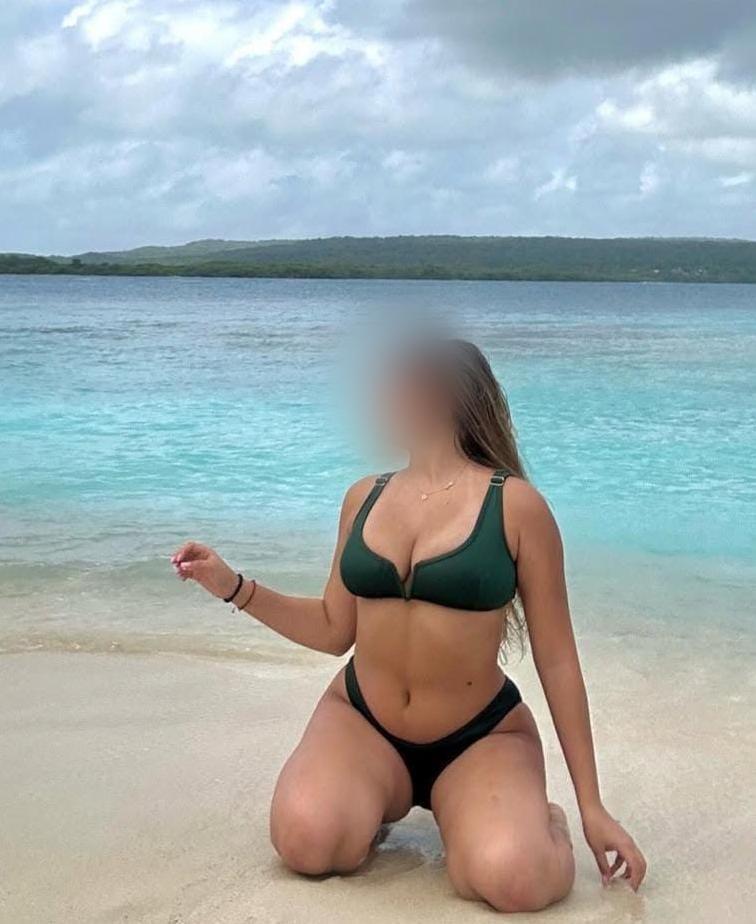 Chica busca chico en Almería: 