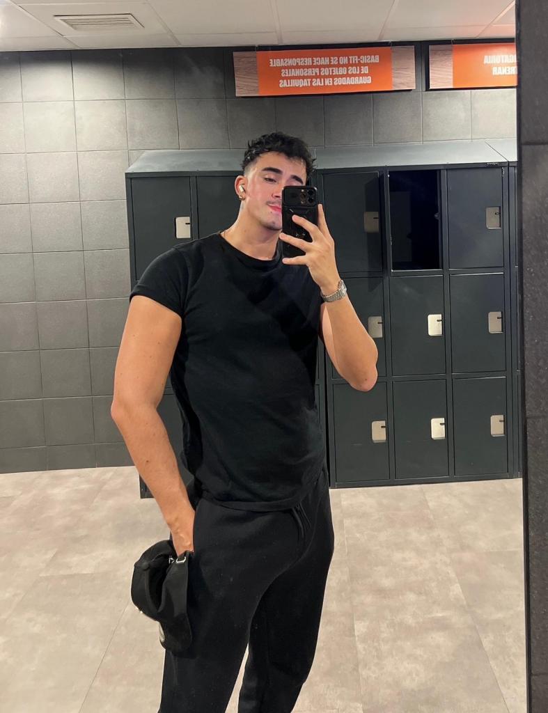 691606501: Chico busca chica en Valencia