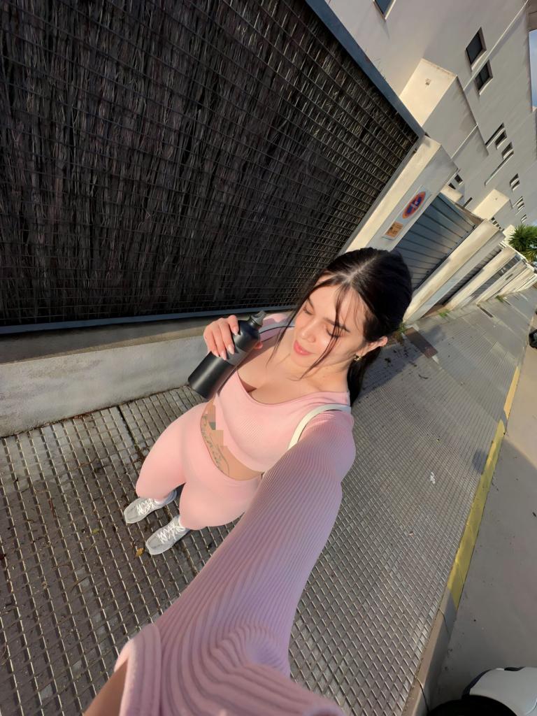 642734101: Chica busca chico en La Coruña