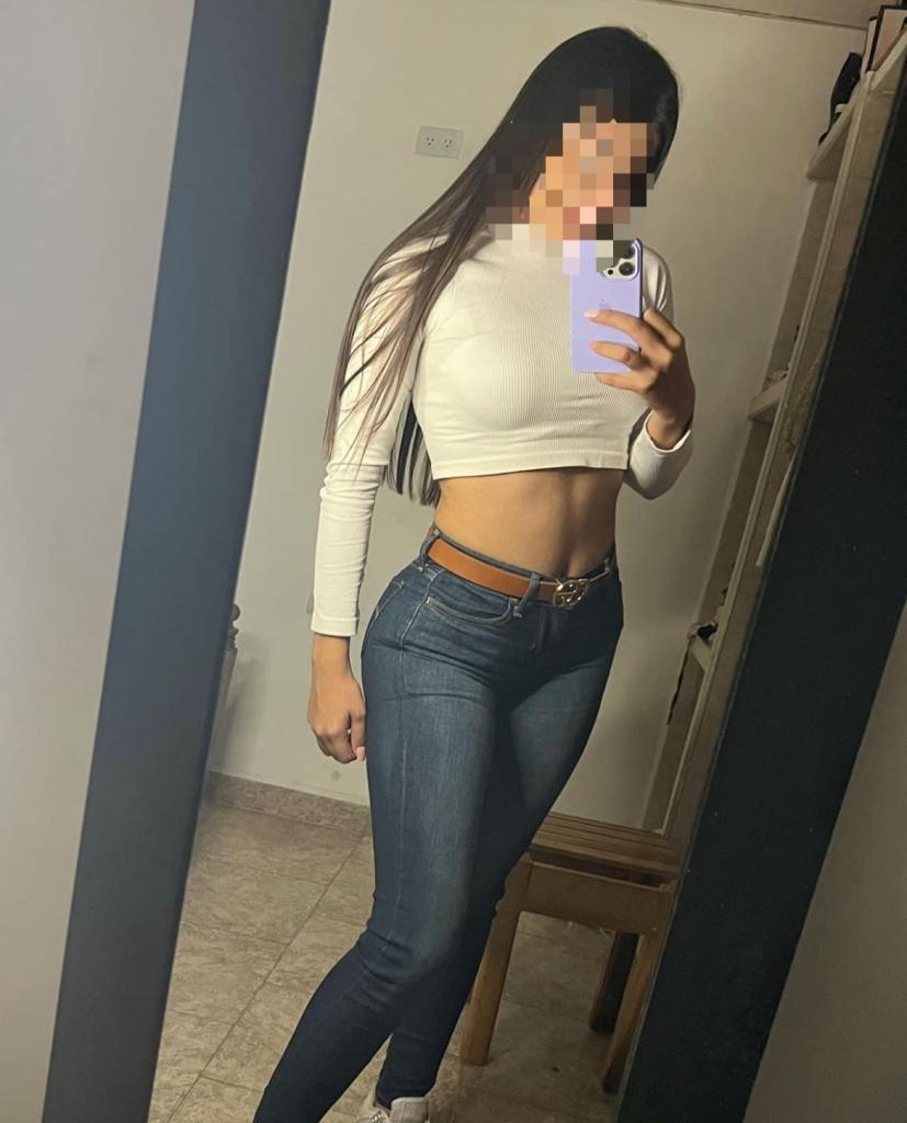 613477235: Chica busca chico en Badajoz