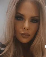 643541030: Chica busca chico en La Coruña