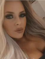 643541030: Chica busca chico en La Coruña