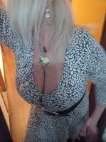 631938329: Chica busca chico en Barcelona