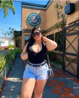 677392277: Chica busca chico en Sevilla