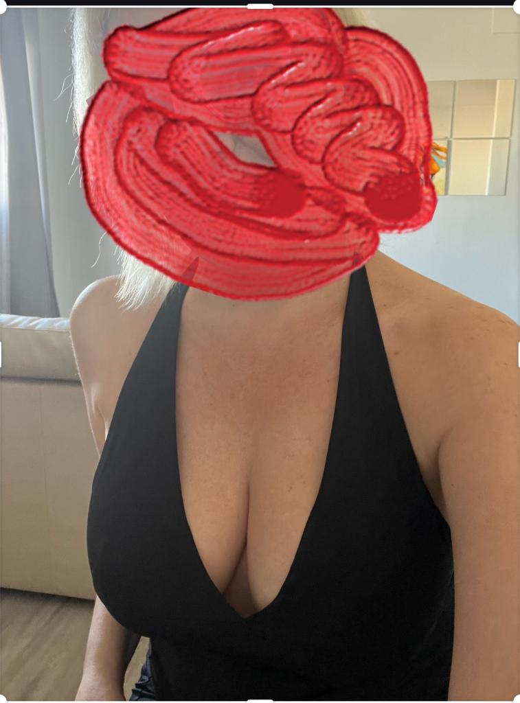 Chica busca chico en Cádiz: 