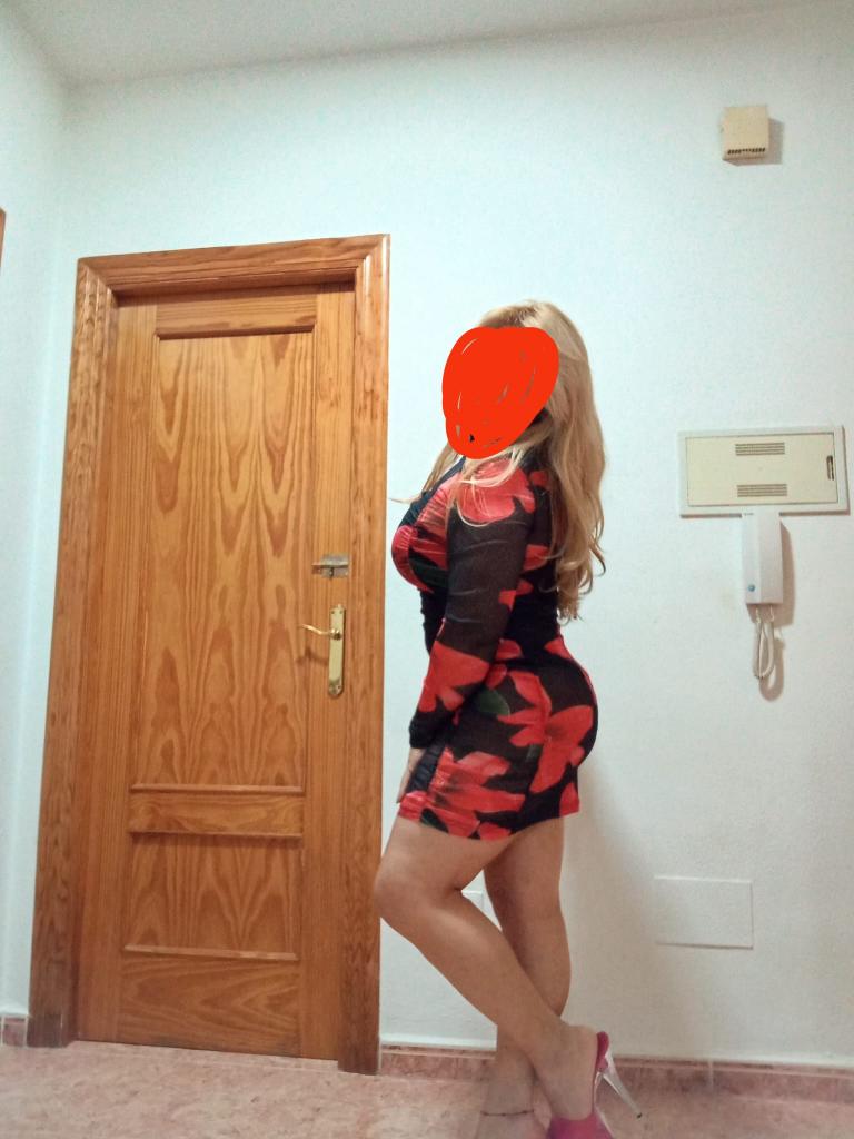 Chica busca chico en Almería: 