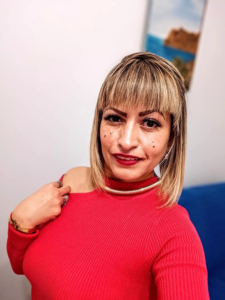 611221060: Chica busca chico en Murcia