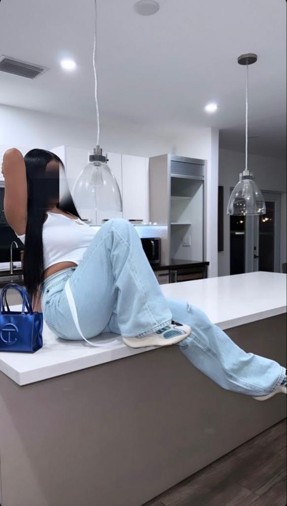 711287694: Chica busca chico en Mallorca