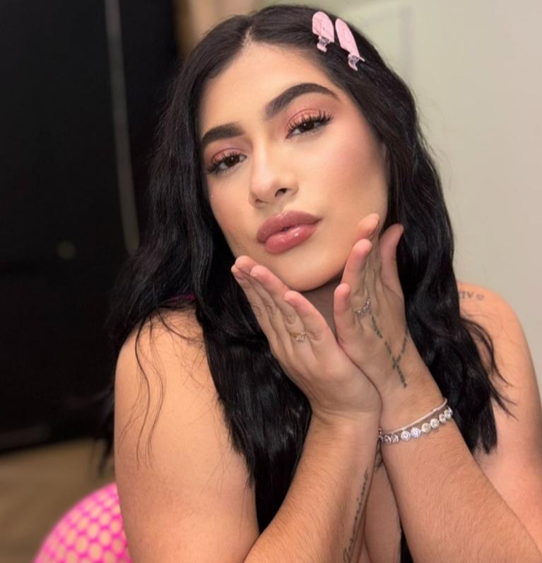 614929372: Chica busca chico en Madrid