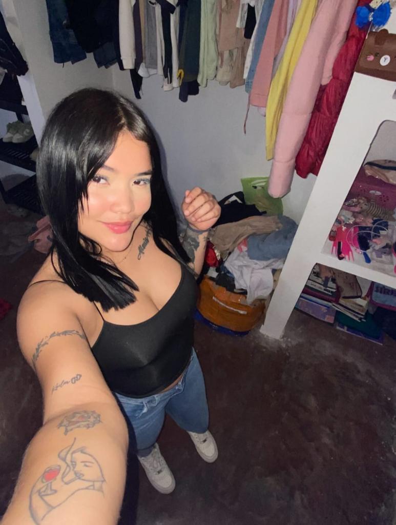 Chica busca chico en Almería: 