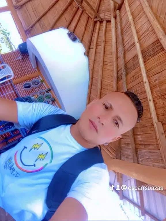 602053017: Chico busca chica en Valencia