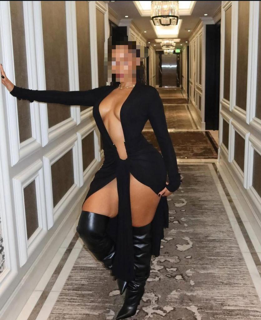 Chica busca chico en León: 