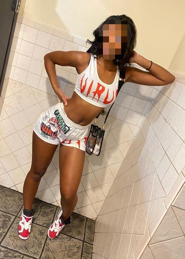 Chica busca chico en Asturias: 