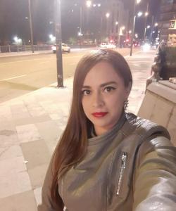 643037876: Chica busca chico en Granada