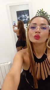 614181687: Chica busca chico en Murcia