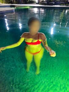 742094399: Chica busca chico en Lugo