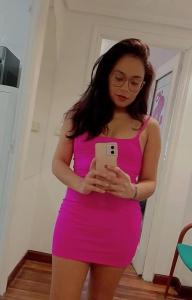 697734316: Chica busca chico en Sevilla