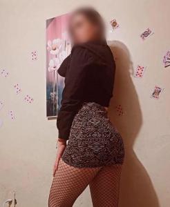 643743756: Chica busca chico en Navarra
