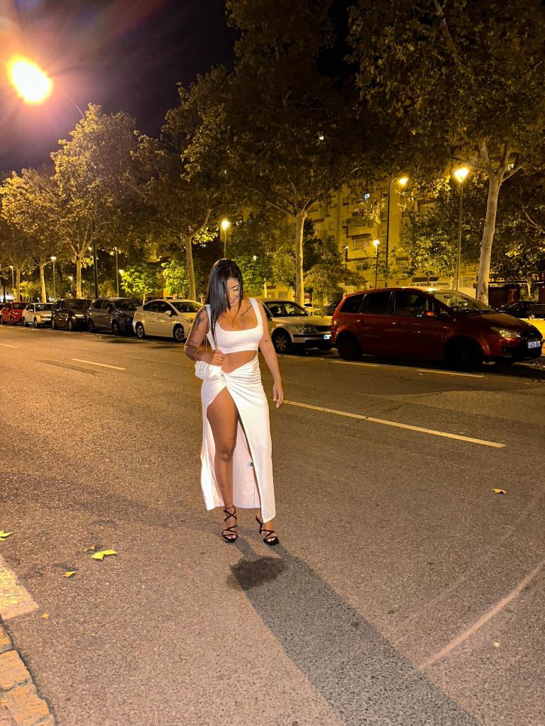 604317997: Chica busca chico en Almería