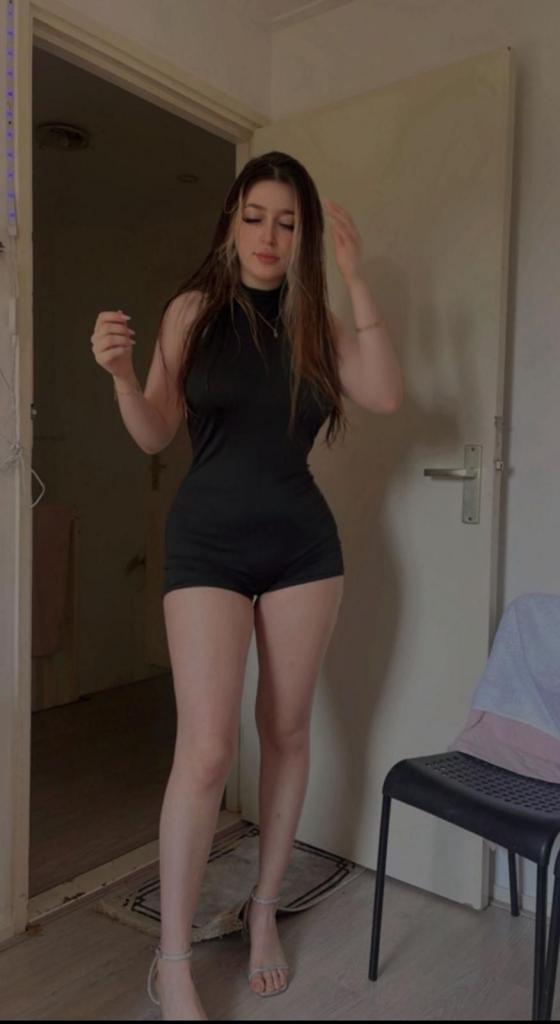 642394241: Chica busca chico en Madrid