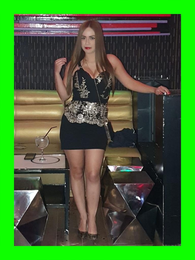 643037876: Chica busca chico en Granada