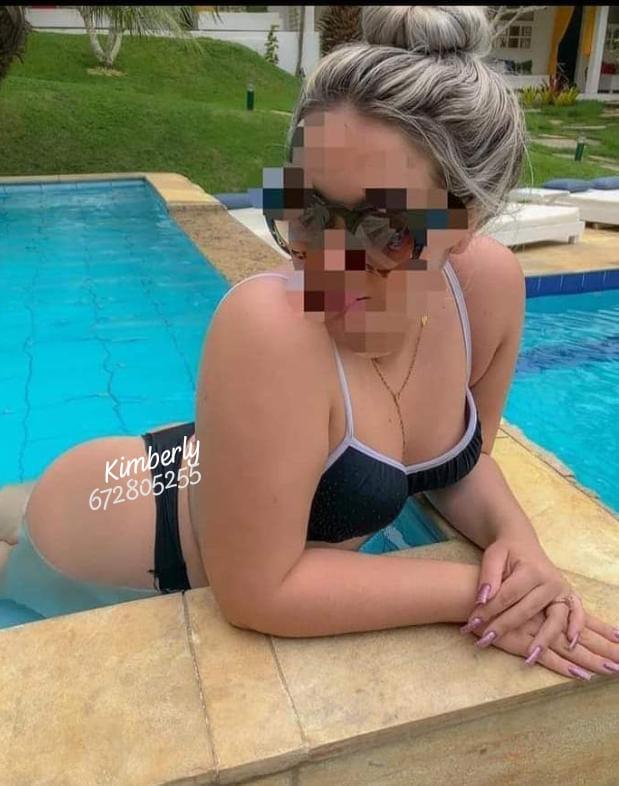 Chica busca chico en Tenerife: 