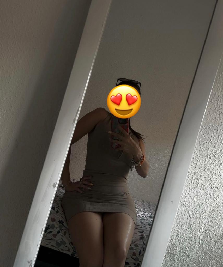 Chica busca chico en Cádiz: 