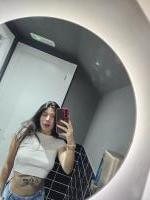 663085952: Chica busca chico en Barcelona