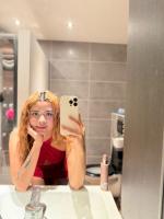 622865429: Chica busca chico en Gerona