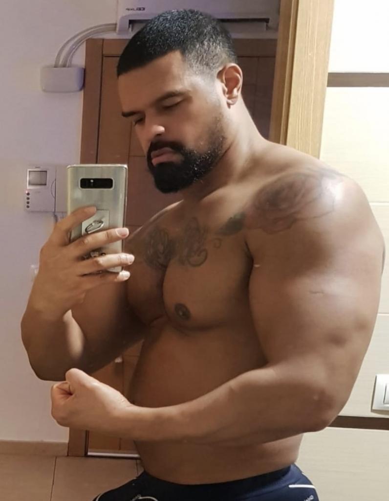 Chico busca chica en Madrid: 