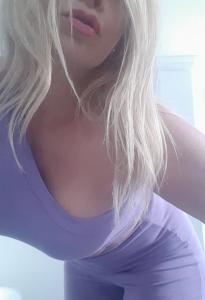 643427892: Chica busca chico en Tenerife