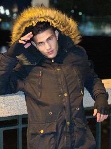 Chico busca chica en Madrid: 