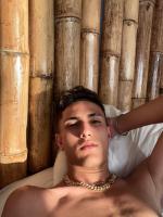 604385797: Chico busca chica en Madrid